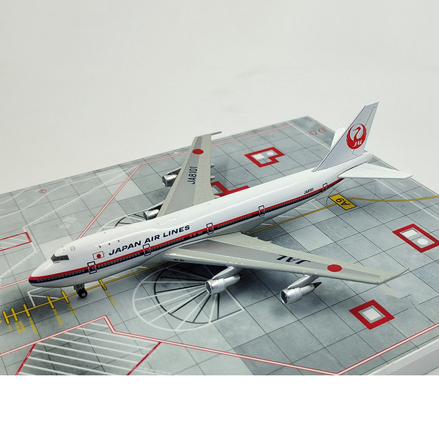 1/200 B747-100 JAL 旧鶴丸塗装 導入1号機 JA8101 1/200 B747-100 JAL