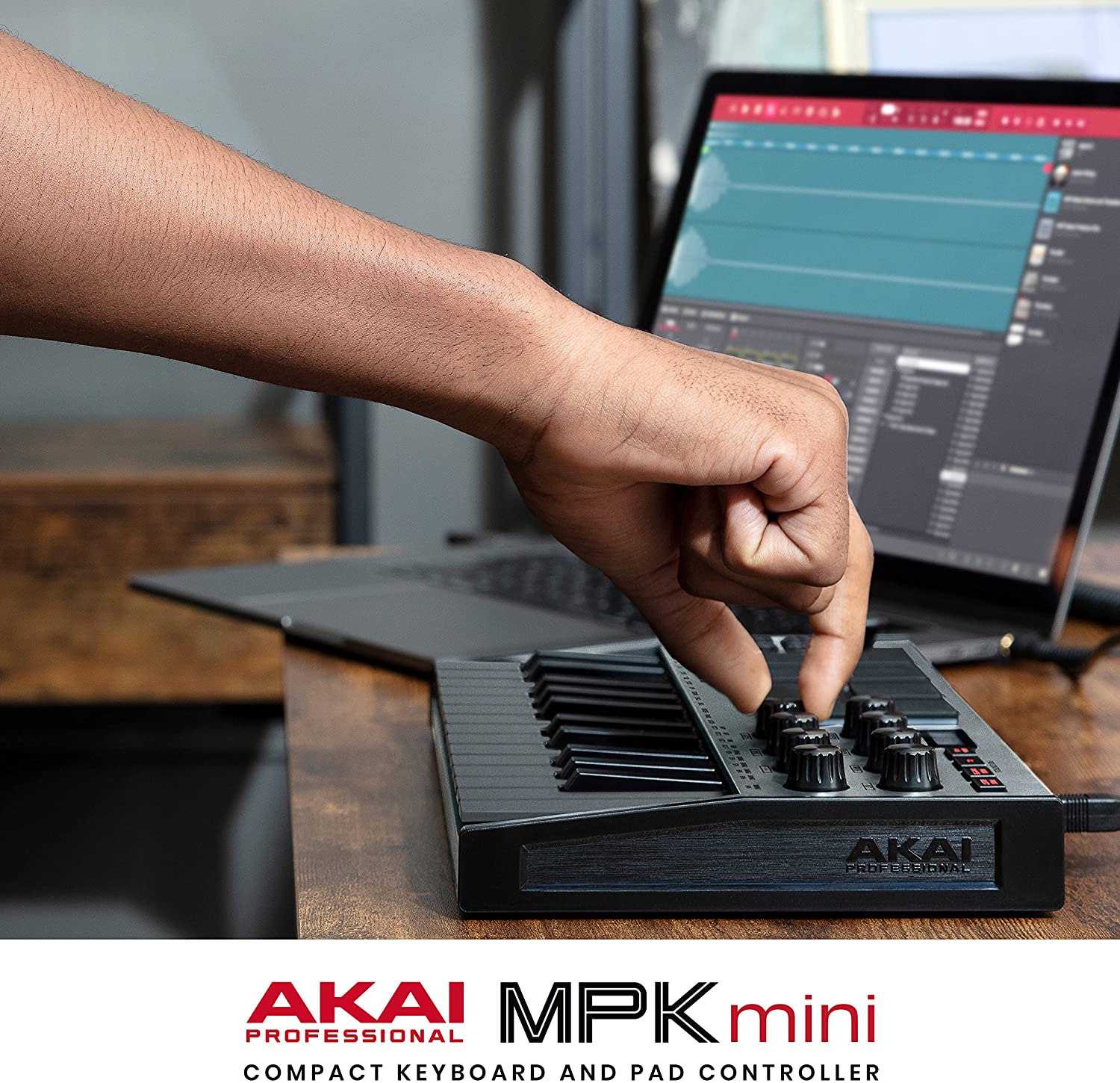 AKAI キーボードコントローラー 8パッド MPKMini ブラック M1