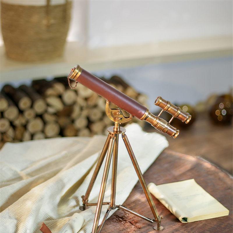 レトロな真ちゅう製三脚望遠鏡オフィスデスクトップ装飾品手作りの模造