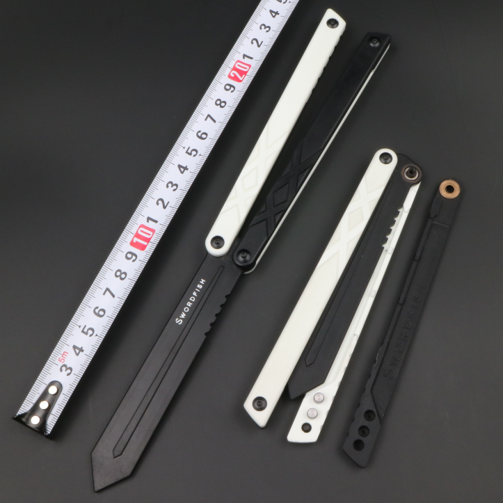 バタフライナイフトレーナー swordfish clone バタフライナイフ