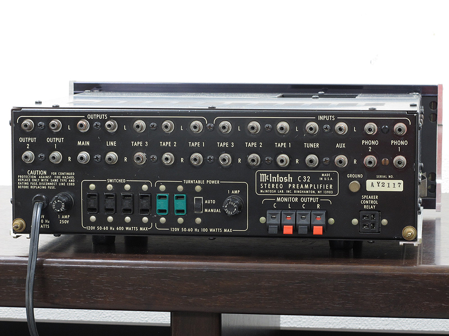 マッキントッシュ Mcintosh C32 プリアンプ @33343 / 中古オーディオ