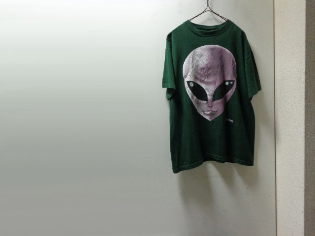 95'S FASHION VICTIM ALIEN T-SHIRTS（1995年製 ファッション