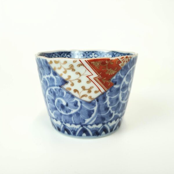 古伊万里花唐草 蕎麦猪口 古美術 三樹 - 古伊万里 花唐草文大振蕎麦