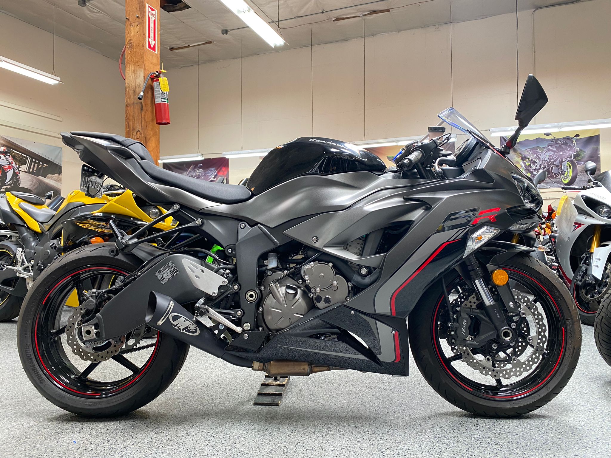 2023 Kawasaki Ninja 636 ZX6R - AK Motors