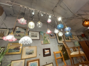 照明が買えるお店】京都・70B ANTIQUES – AkaLie