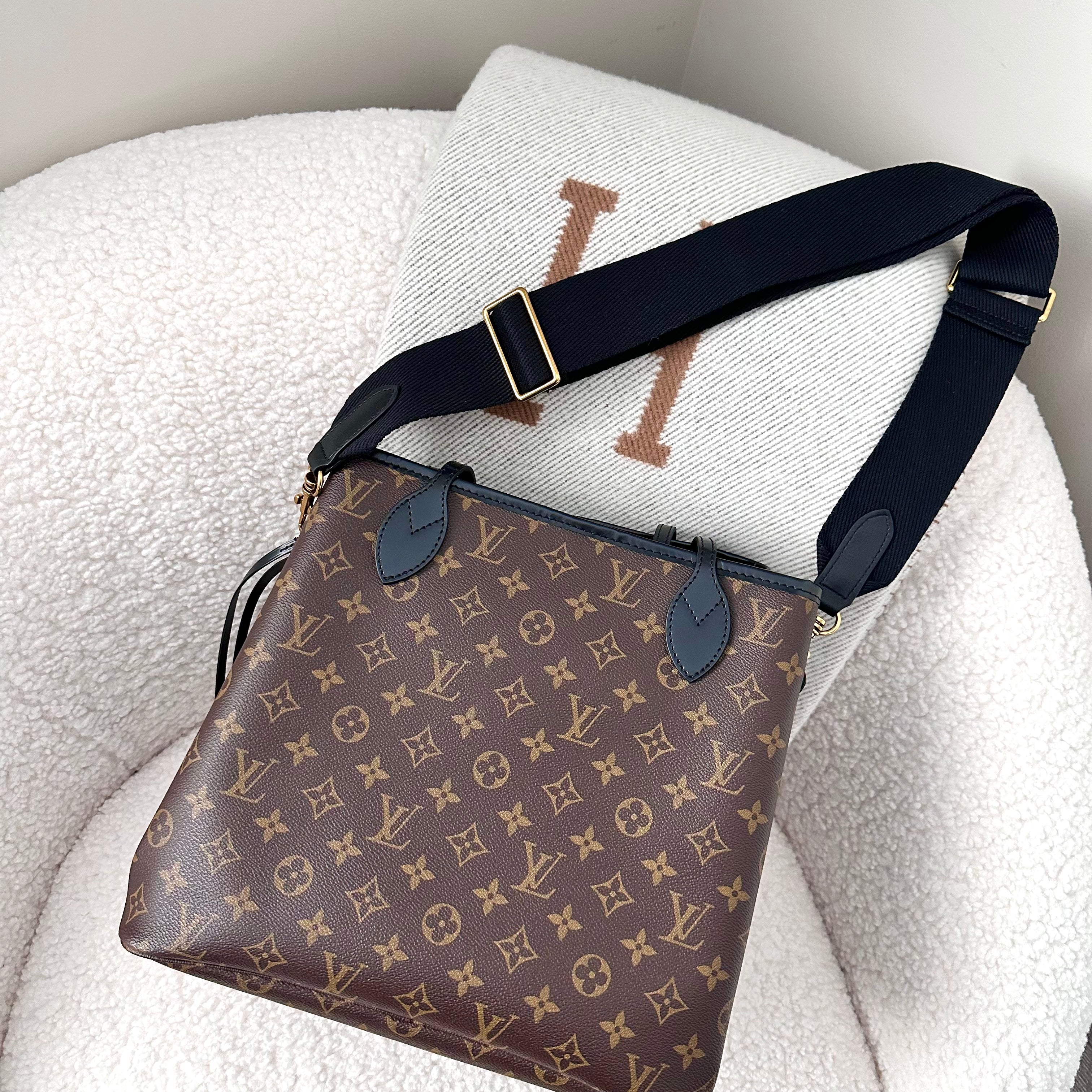 Multi Pochette Adjustable Canvas Strap – AiMeré Luxury Collection