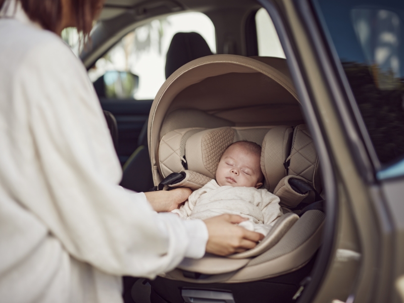 クルット R 2023 ザ・ファースト2 新安全基準R129適合 新生児から