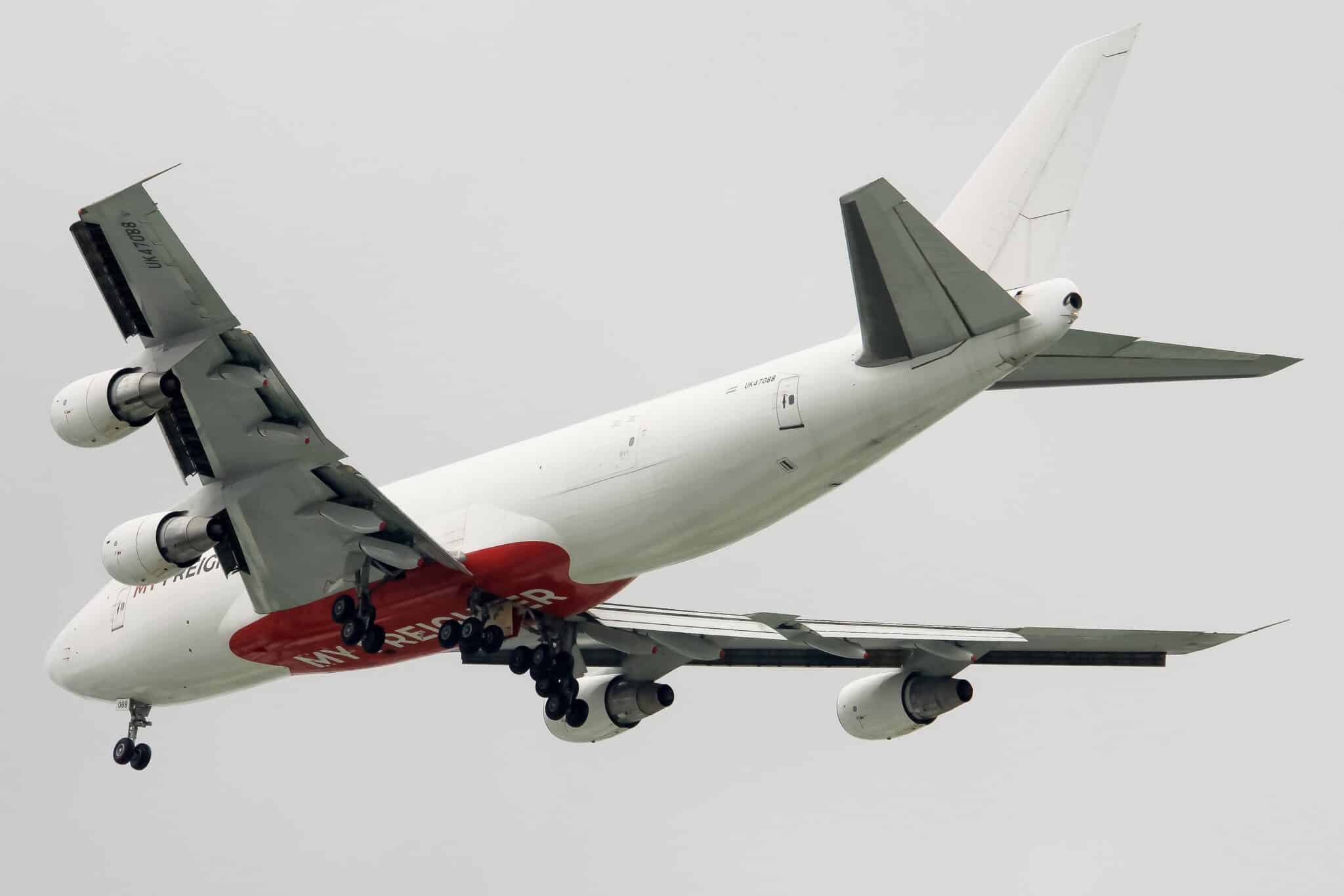 航空機・ヘリコプター ANA Boeing 767-300ER 1:200 ScaleModelStore