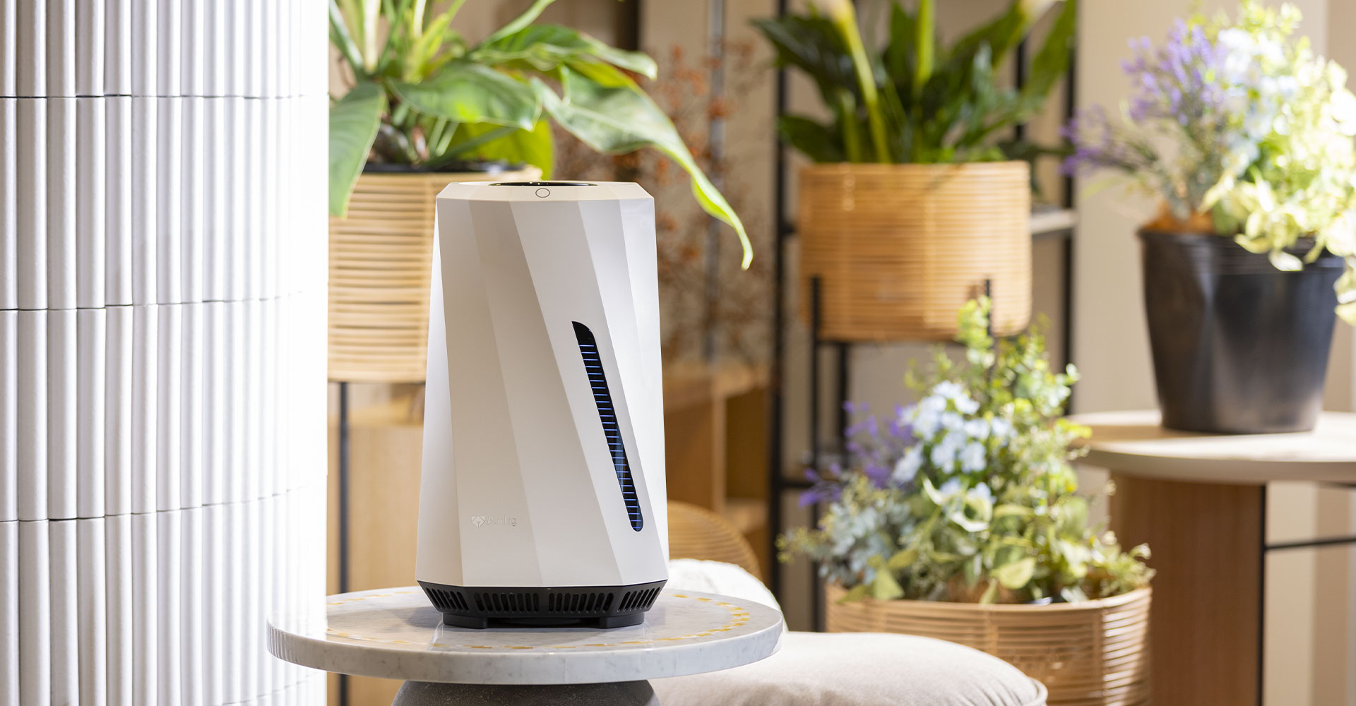 掛け軸 八代玲華 南天福寿 絹本 希少 軸装 茶道具 掛軸 美品 です。2025年