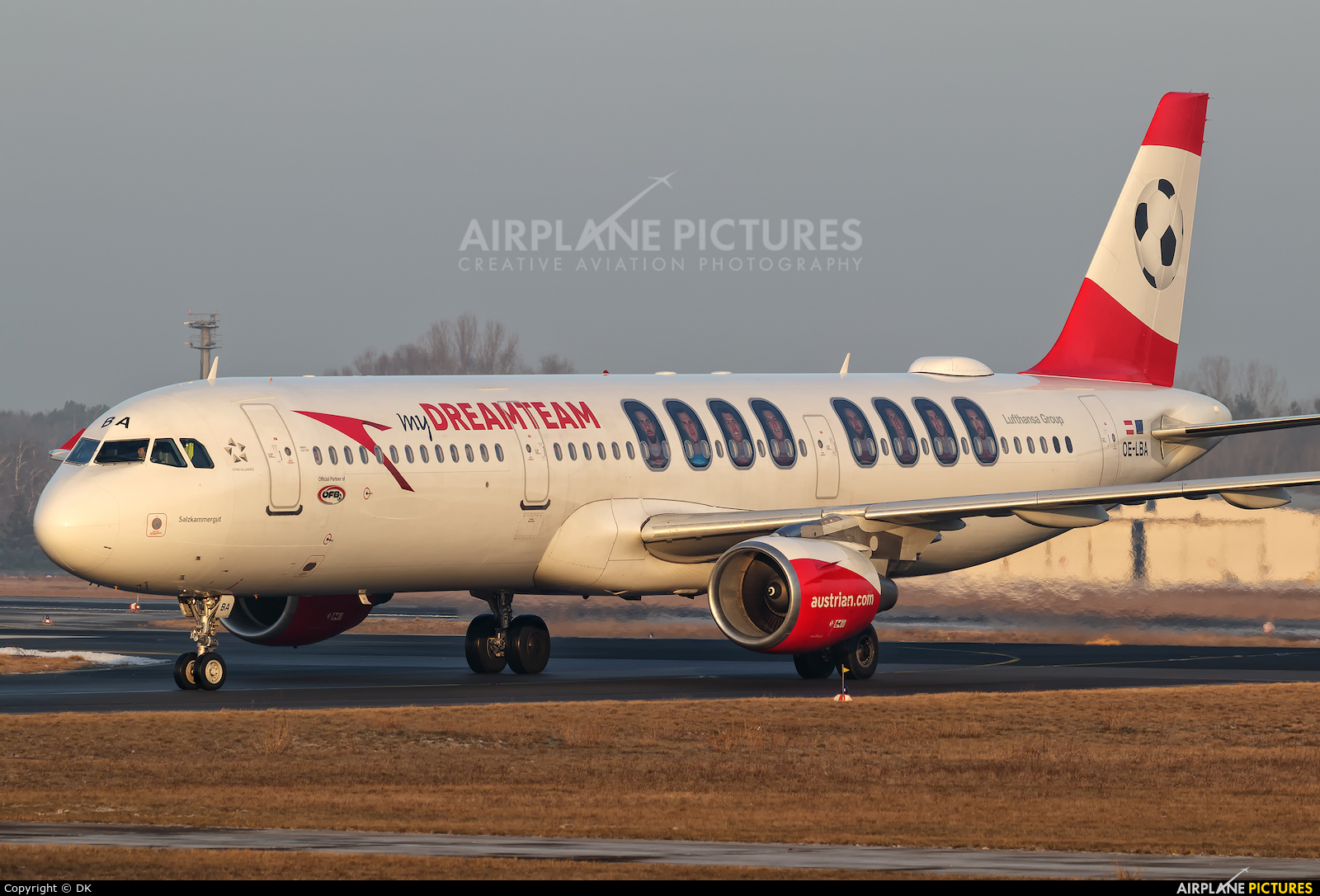 アリタリア航空 A I R B U S-A321 アリタリア航空 A I R B U S-A321