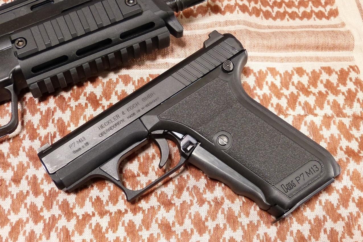 MGC H&K P7 M13 ガスブローバック マイクロサイレンサー付き MGC H&K