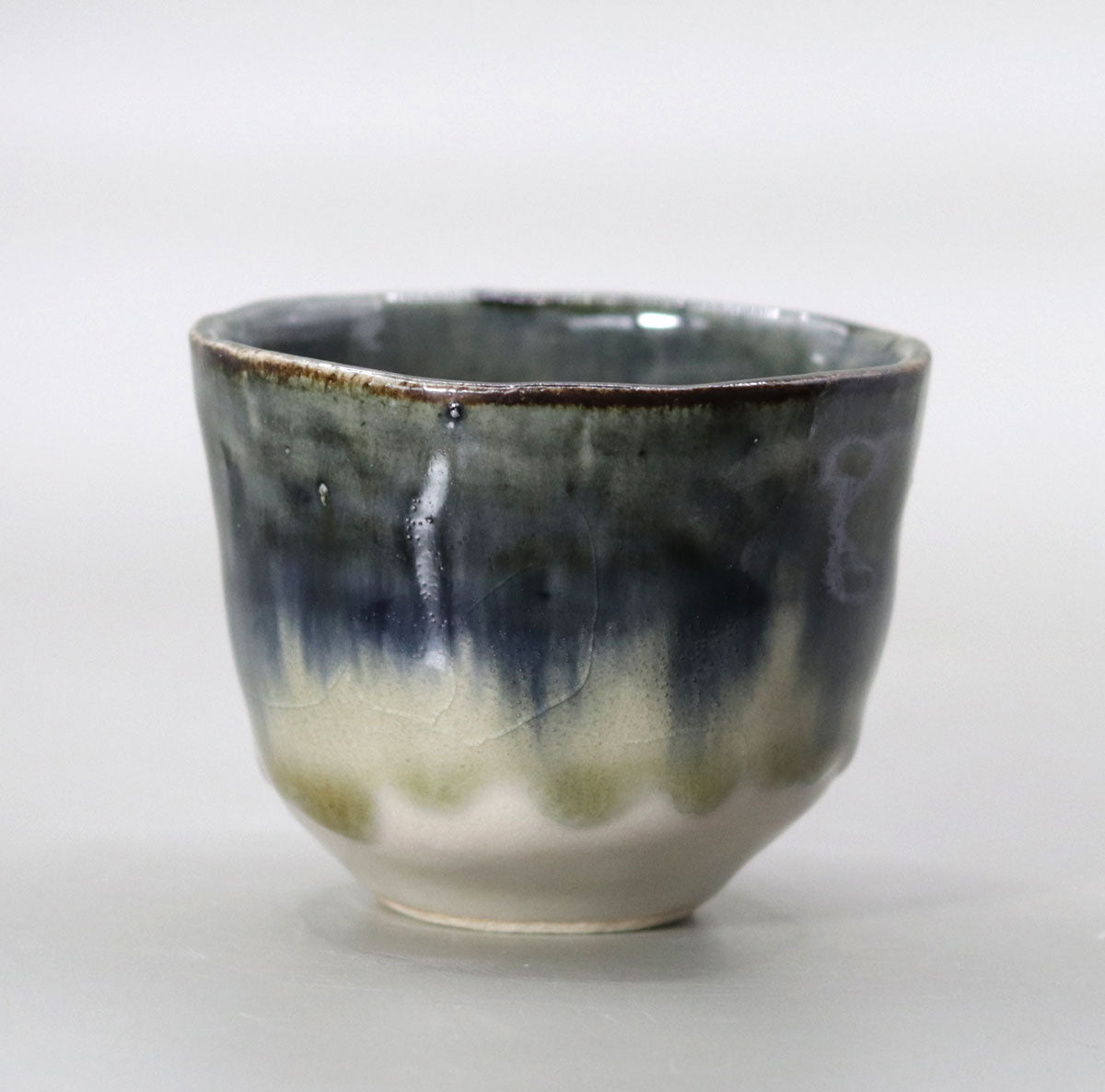 藤平寧 – 高級陶器の専門店【甘木道】