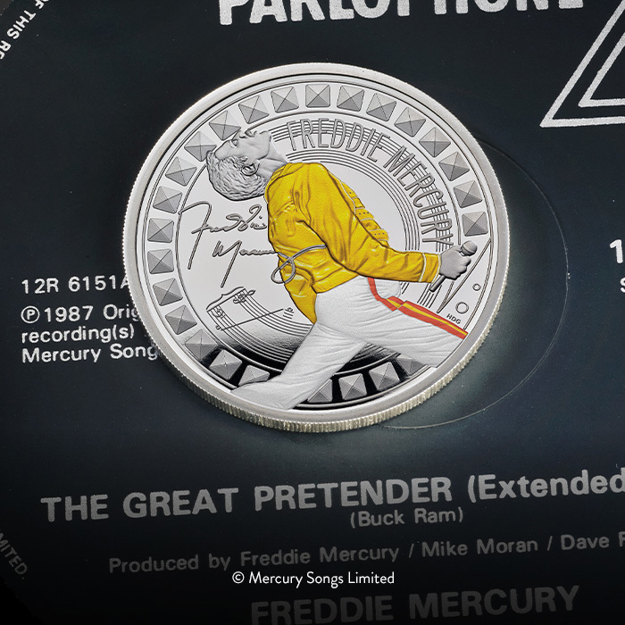 英国王立造幣局 クイーンのフレディ・マーキュリーを称える公式コイン