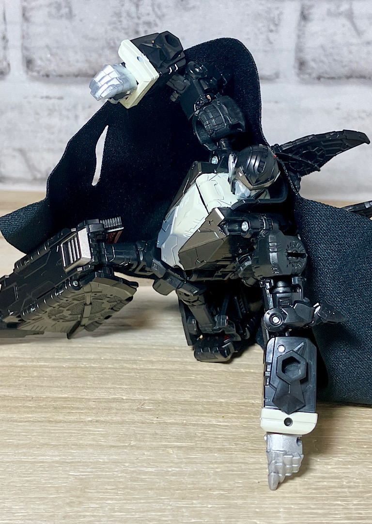 トランスフォーマーコラボレーティブ ドラキュラス レビュー | Aoi