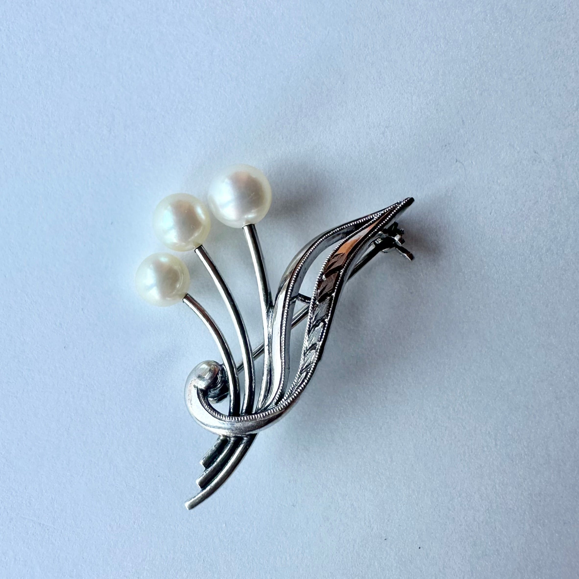 ミキモト アコヤパール シルバーブローチ(鑑別書付) – Amelie Antique