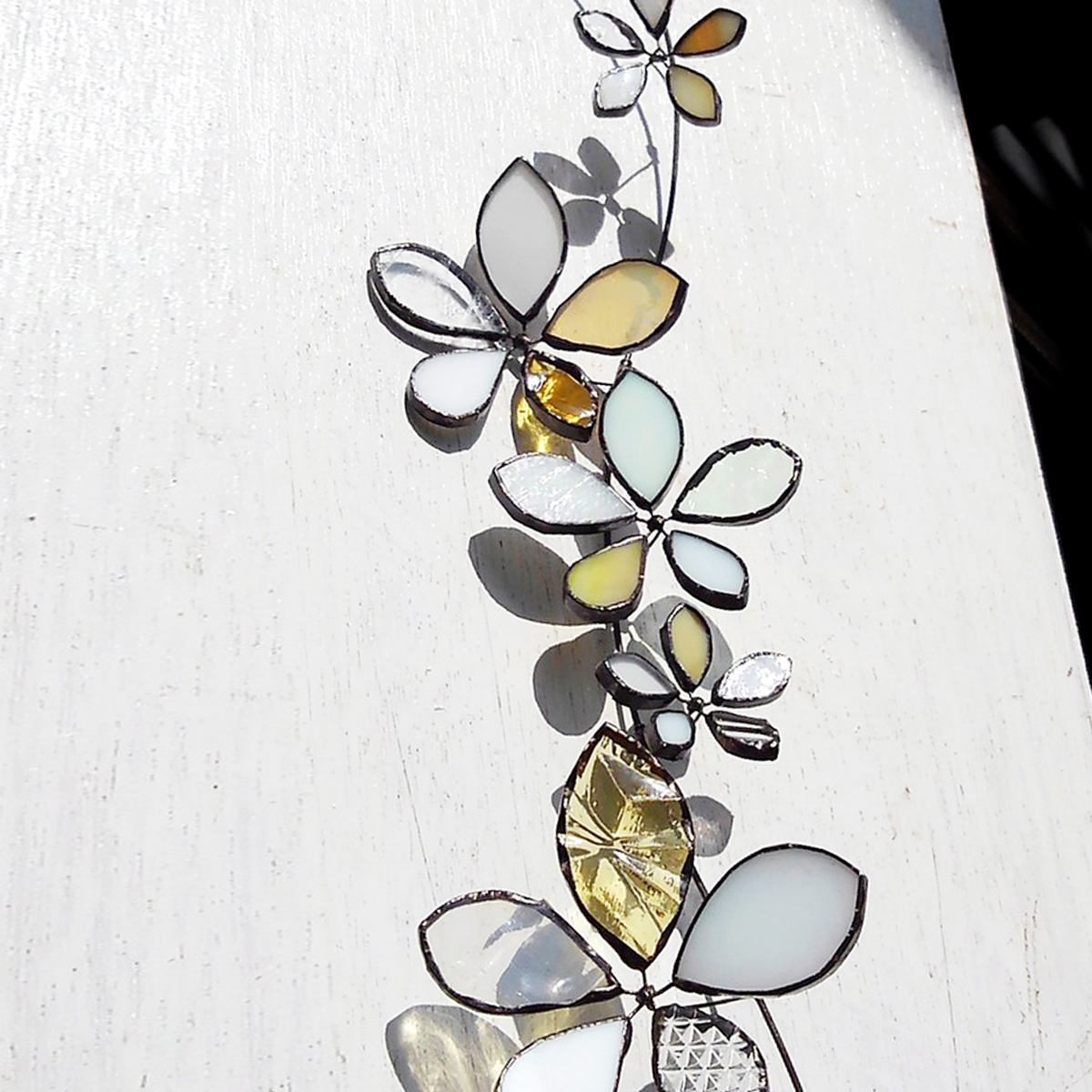 アンティーク銀貨 ロマネスク様式 パワーストーンのステンドグラス