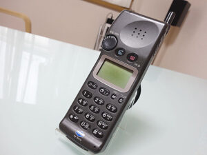 携帯黎明期のSony端末 | 古いハードに囲まれて since2011