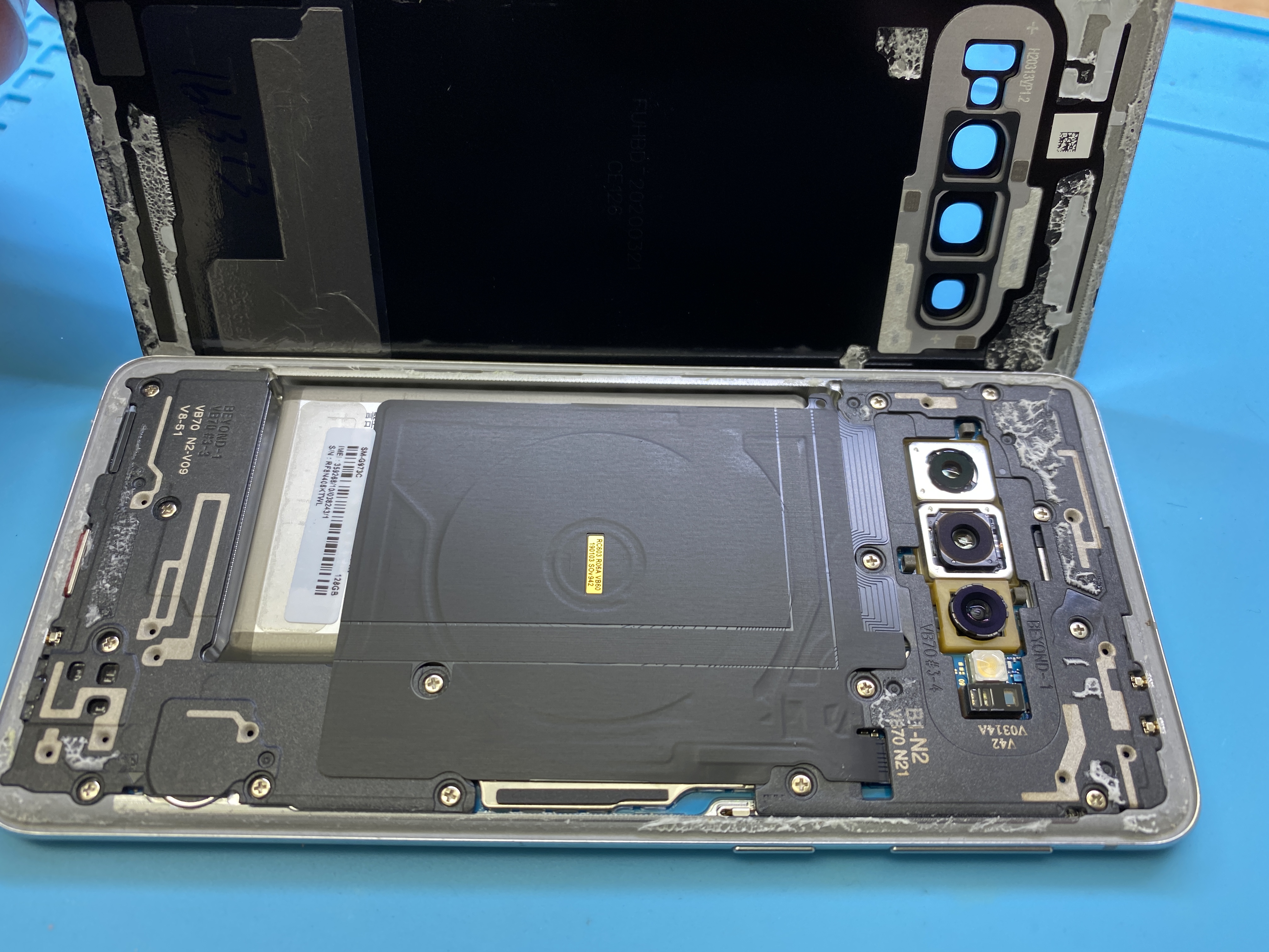 マーちゃん様SAMSUNG GALAXY S10 本体 画面割れ L60 Galaxy S10の画面