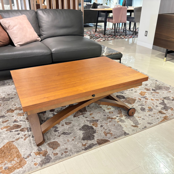 ﾏｽｺｯﾃｨ伸長・昇降ﾃｰﾌﾞﾙ（ｶﾘｶﾞﾘｽ ｺﾇﾋﾞｱ）【1190370101】 | ＆Room