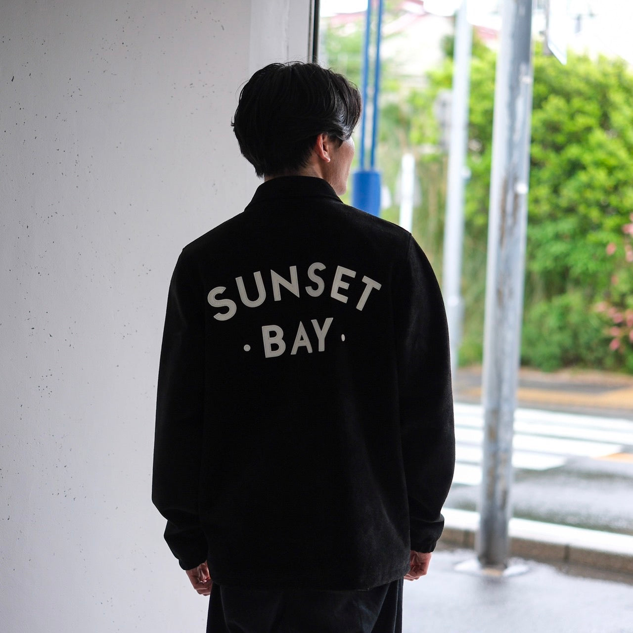 SUNSET BAY -ANAHEIM W/PATCH- BLACK – anemoscope