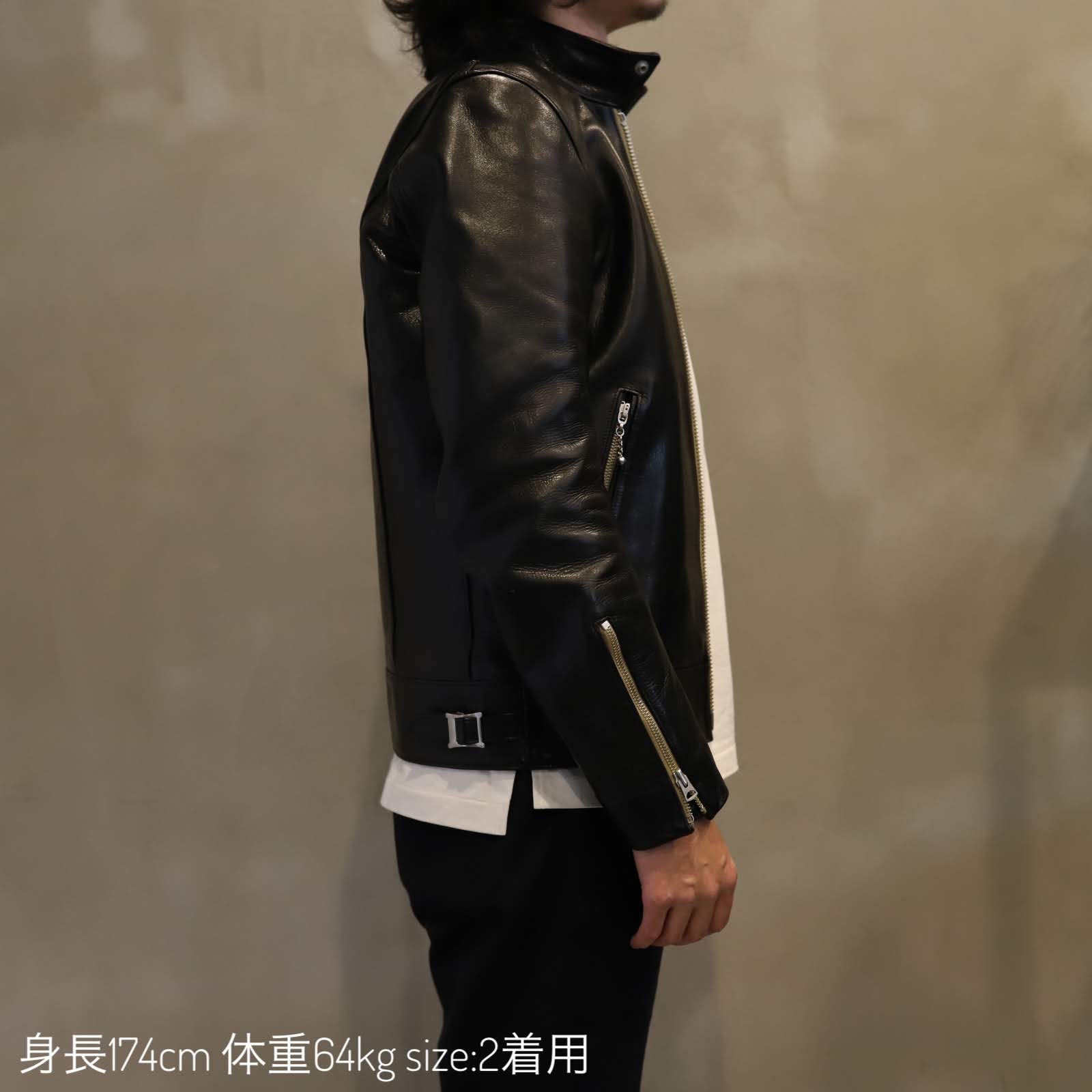 SUNSET BAY -CLYDE- BLACK HORSE HIDE – anemoscope