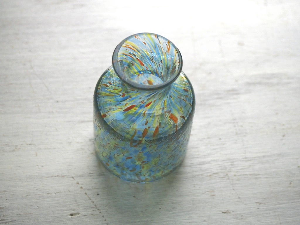 美品】北欧ヴィンテージ Pukeberg Sweden ガラスの小さなフラワー