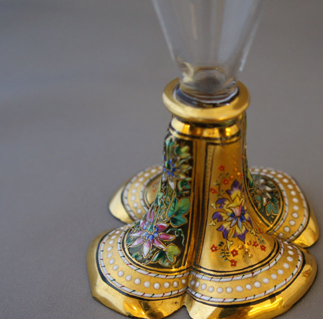 骨董 時代ガラス モールガラス 金彩 エナメル彩 薄張り 筒型 脚付