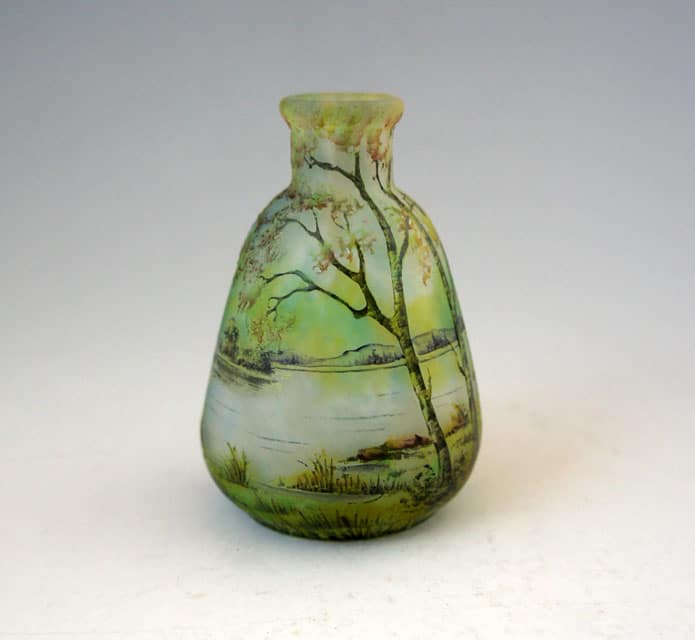 ドーム・ナンシー「湖水風景小花瓶」《アンティックかとう》