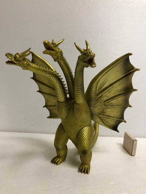 バンダイ キングギドラ ソフビ人形 35．5cm（頭～尾） 230g