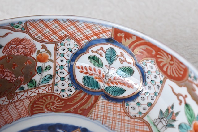 古伊万里 色絵花鳥仔犬文透し彫鉢 江戸時代中期から後期頃