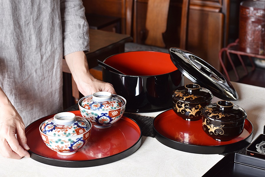 輪島塗 菓子盆 四枚セット 輪島塗 図替草花蒔絵 二客 吸物盆 菓子
