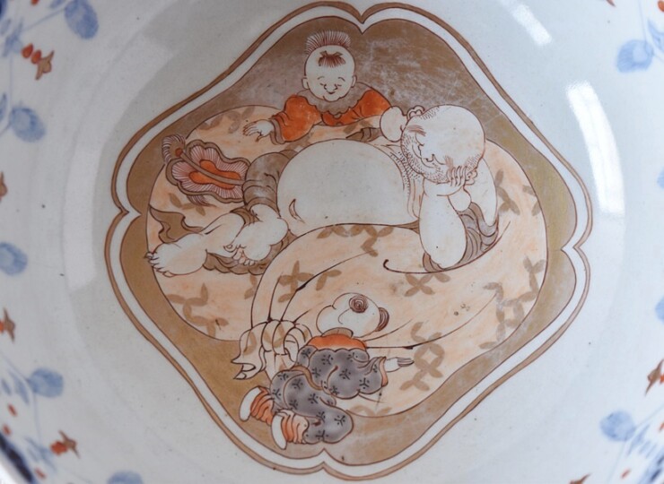 伊万里 色絵 布袋唐子図 瓔珞模様 三つ鉢 小 - 生活骨董と古布の