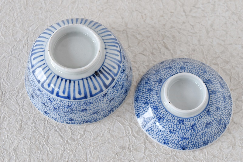 古伊万里 染付 微塵唐草 蓋付茶碗 - 生活骨董と古布のアンティーク