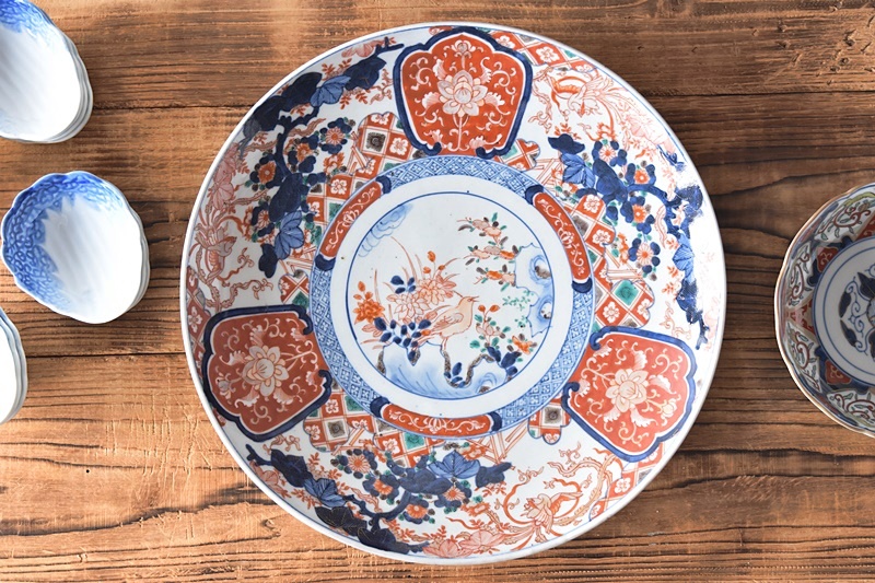 中国明時代五彩お皿 中国 明時代後期の色絵皿 ～ その裏文様が