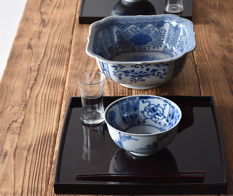 古伊万里 染付 福文 牡丹と亀甲卍模様 線描き 四方変形鉢 - 生活骨董と