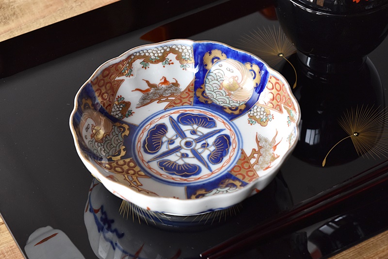 骨董 アンティーク 古伊万里 染付 波濤桜捻文様 六寸皿 丸皿 輪花皿 渦