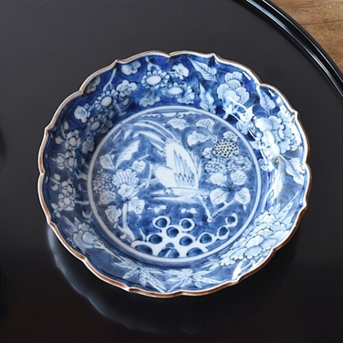 皿□赤絵松竹梅花弁型花唐草紋中皿 花鳥紋(江戸期)古美術 時代物 古い