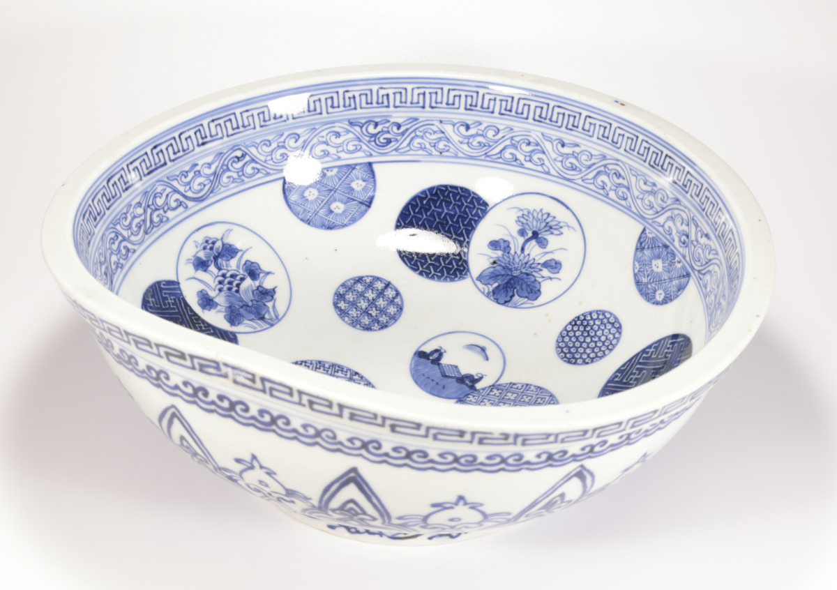 亀山焼染付丸紋鉢 - 古好屋