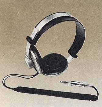 Aurexのコンデンサー型ヘッドホン「HR-V7」が地味に凄かった