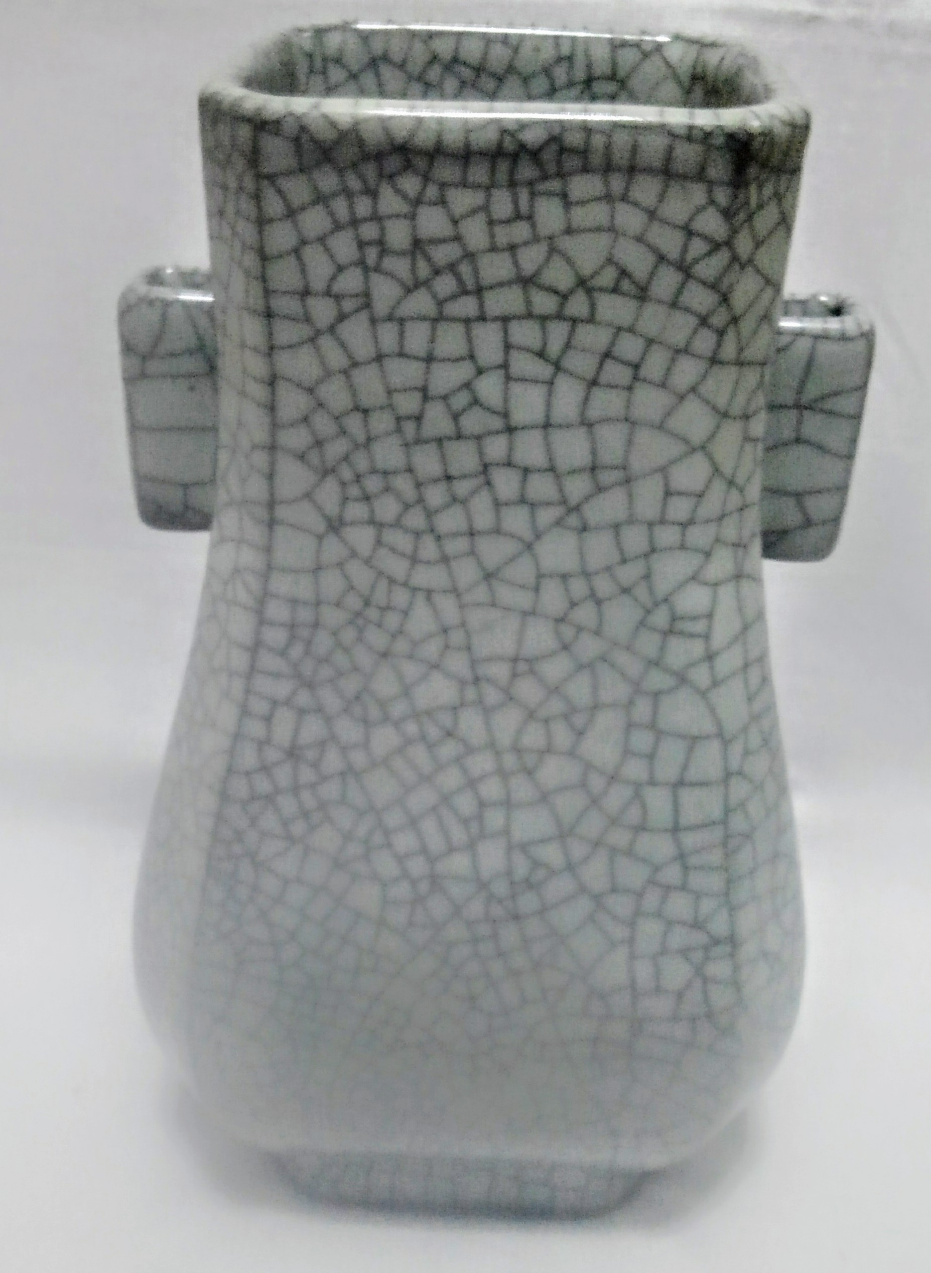 中国古美術・旧蔵の陶磁器、宝珠を持つ静かな思索の観音・12x41cm