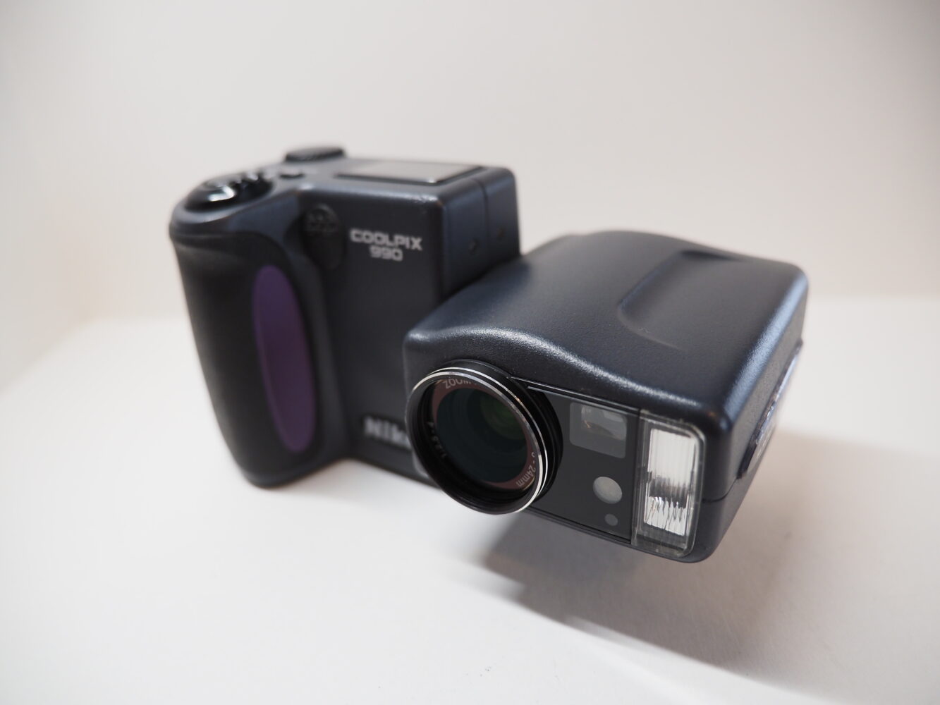 ○2【通電確認済み】NIKON COOLPIX ショップ 990【カメラ】【1】 Yahoo
