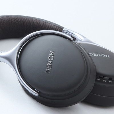 ASCII.jp：スペック全部盛り！ ワイヤレスでNC機能のDENONヘッドフォン