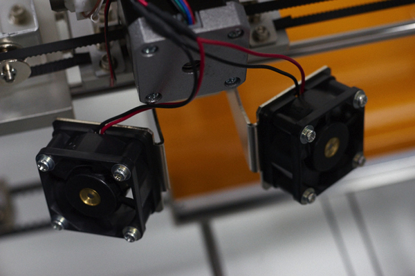 ASCII.jp：コミケに備える!? 国産3Dプリンター「3D Magic Egg」で