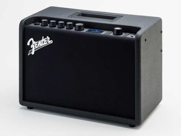 ASCII.jp：フェンダーのWi-Fiギターアンプ「MUSTANG GT」に未来を感じ