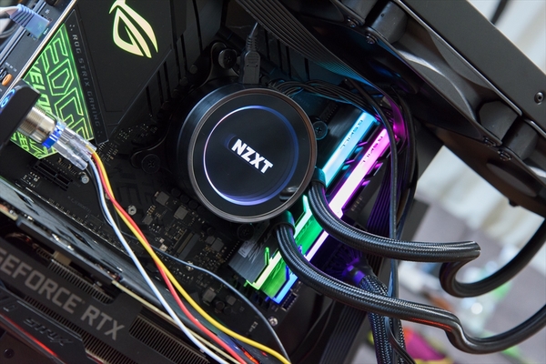 ASCII.jp：第二の人生を歩むため自宅PCをCore i9-9900Kに新調した話 (1/6)