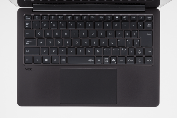 ASCII.jp：推し活はかどるノートPC「LAVIE SOL」いいかも。けっこう