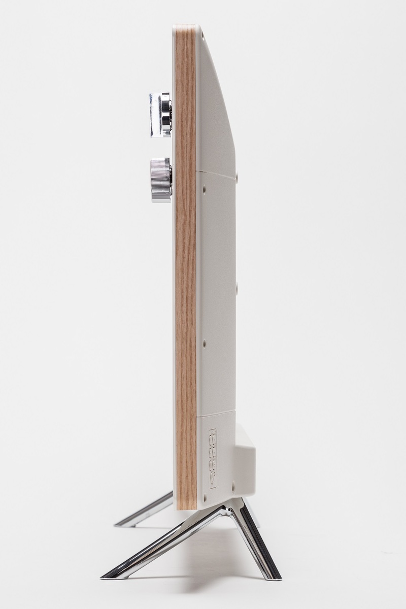 ブラウン管テレビ シルバー 2リモコン付き