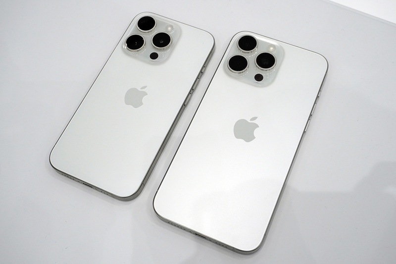 Apple iPhone 15 Pro シルバー 白 本体 セット一式 iphone15 本体 pro