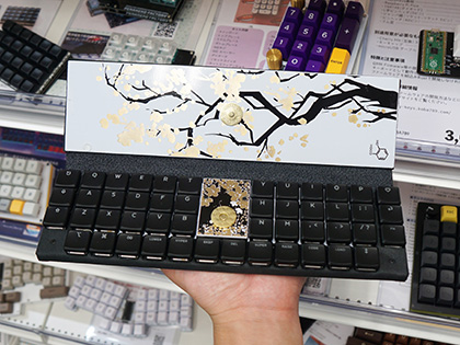 モバイルキーボード自作キット「Naked48Ez」が入荷、アルカンターラ製