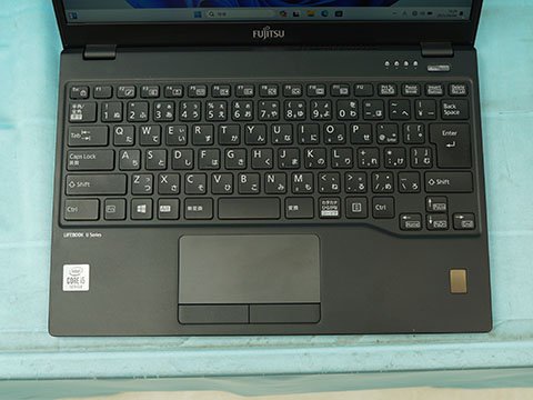 第10世代Core i5搭載の富士通13.3インチノート「LIFEBOOK U9310/D」が